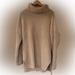 Abercrombie & Fitch Beige Turtleneck Sweater